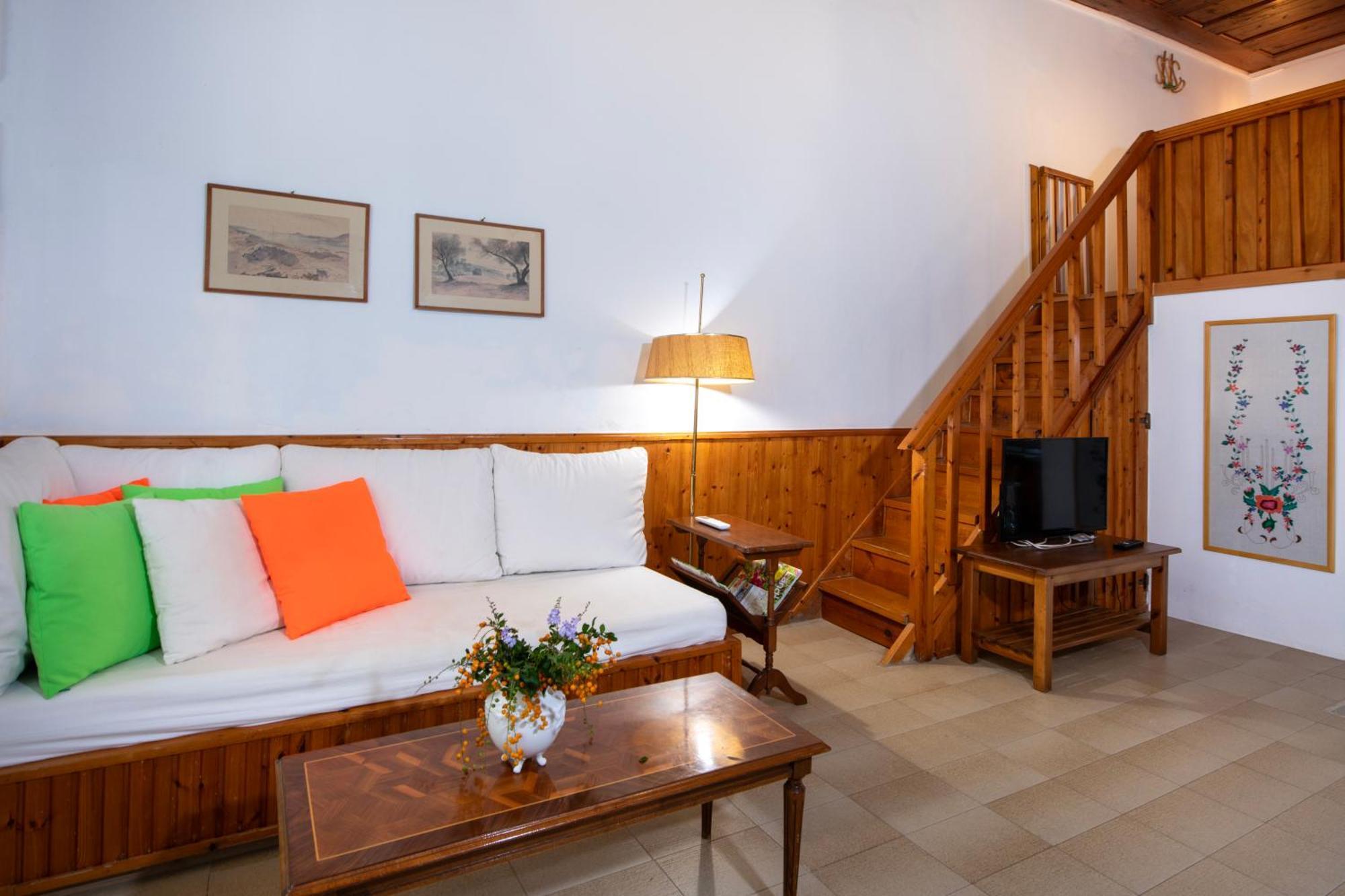 Ismini Apartments Kalívesz Kültér fotó