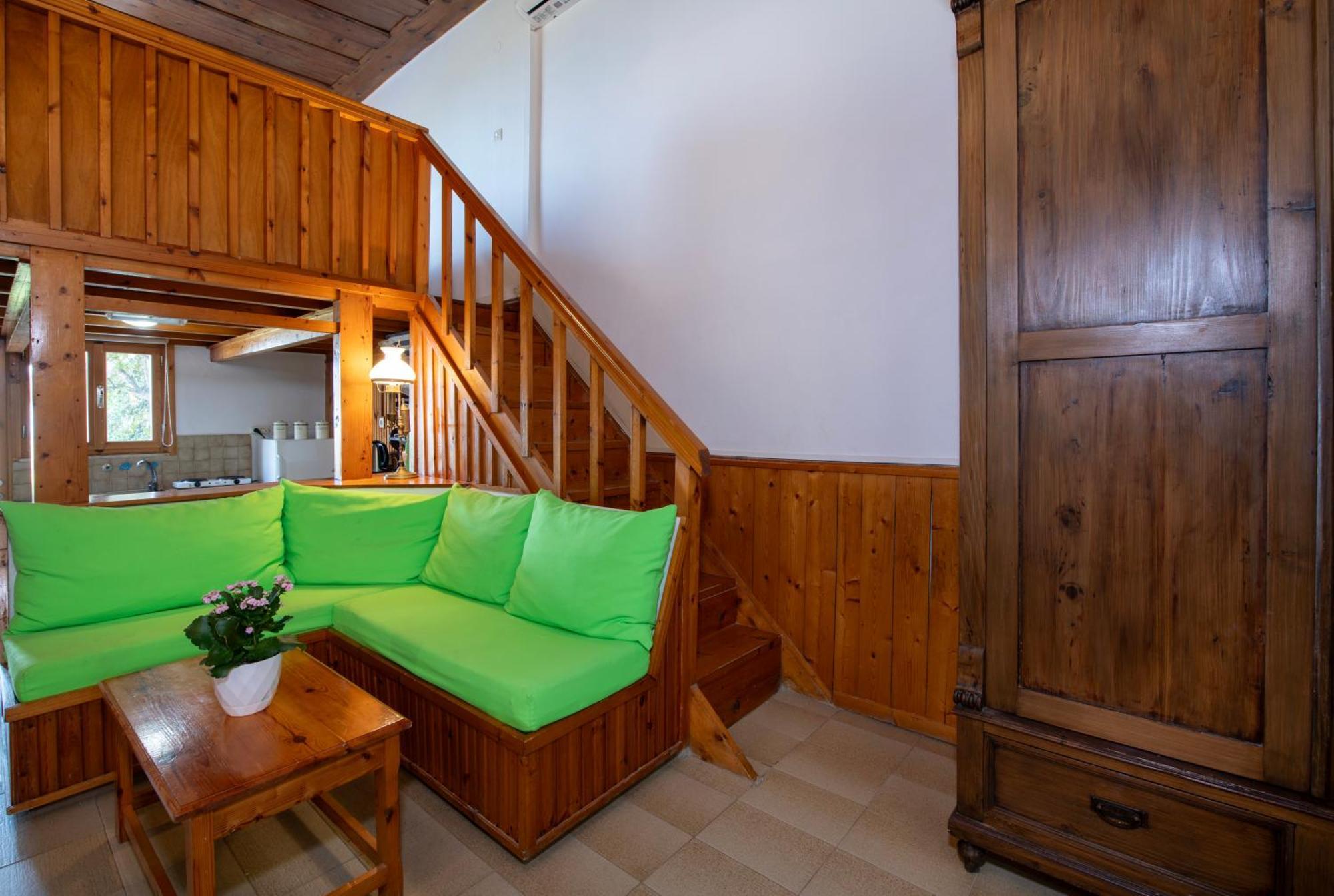 Ismini Apartments Kalívesz Kültér fotó
