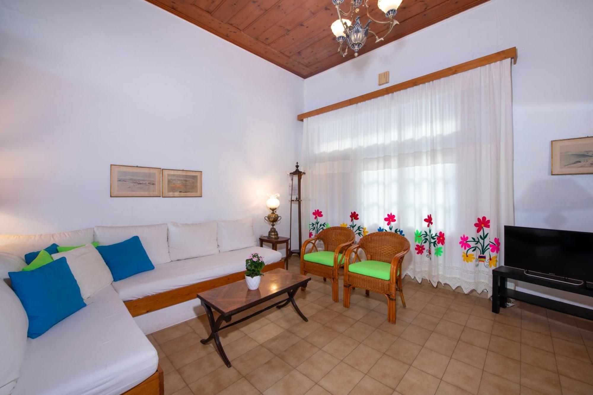 Ismini Apartments Kalívesz Kültér fotó