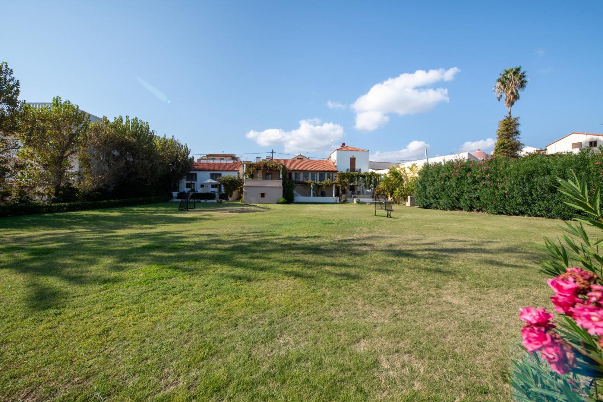 Ismini Apartments Kalívesz Kültér fotó